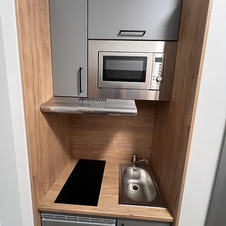 Ξενοδοχείο με διαμερίσματα Firstsleep